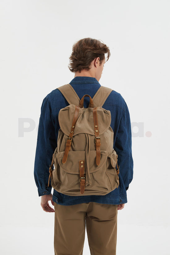 Vintage Large Laptop Canvas Backpack 28L - Model Photo 3