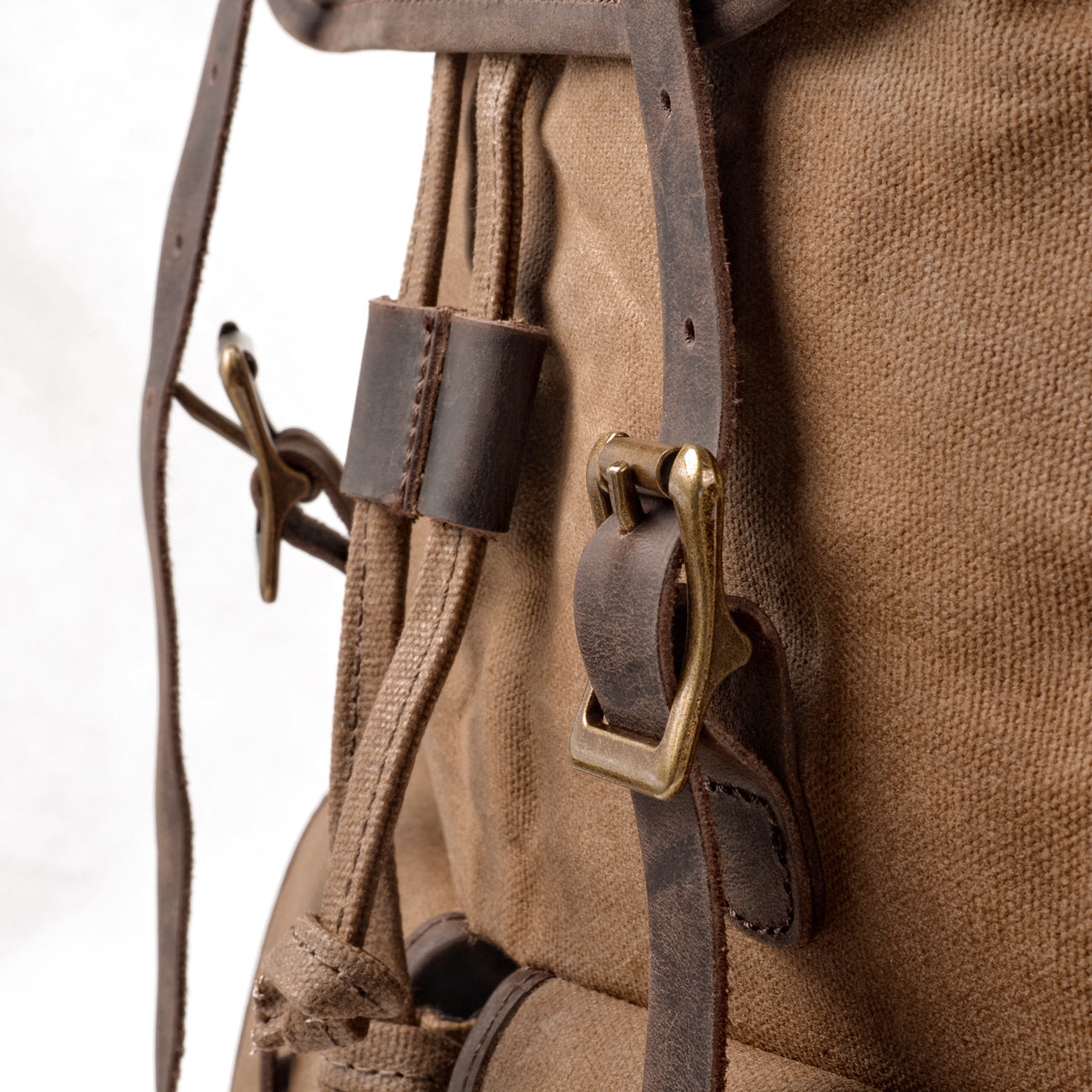 Waxed Canvas Vintage Laptop Backpack 20L