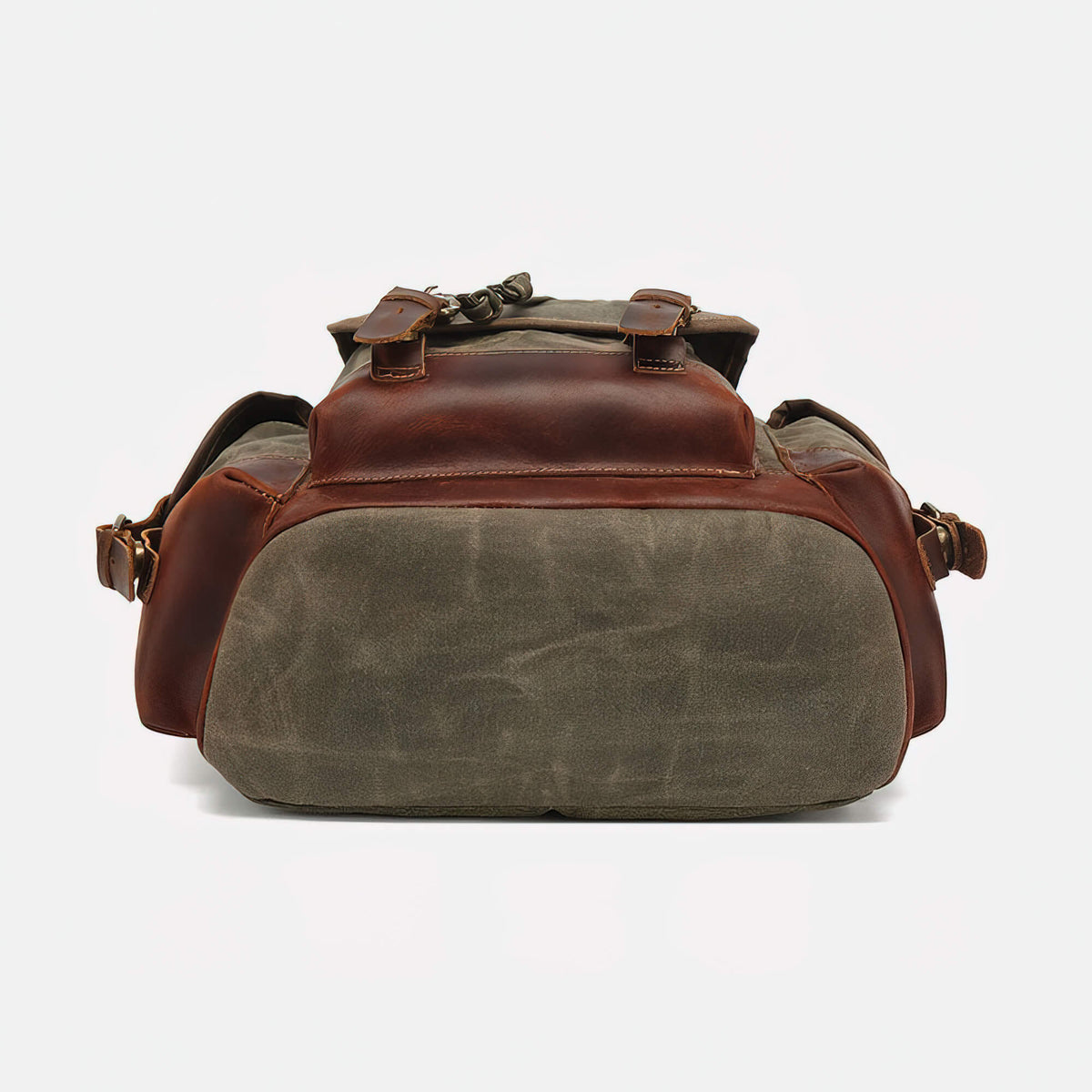 Leather-reinforced bottom of the waxed canvas backpack