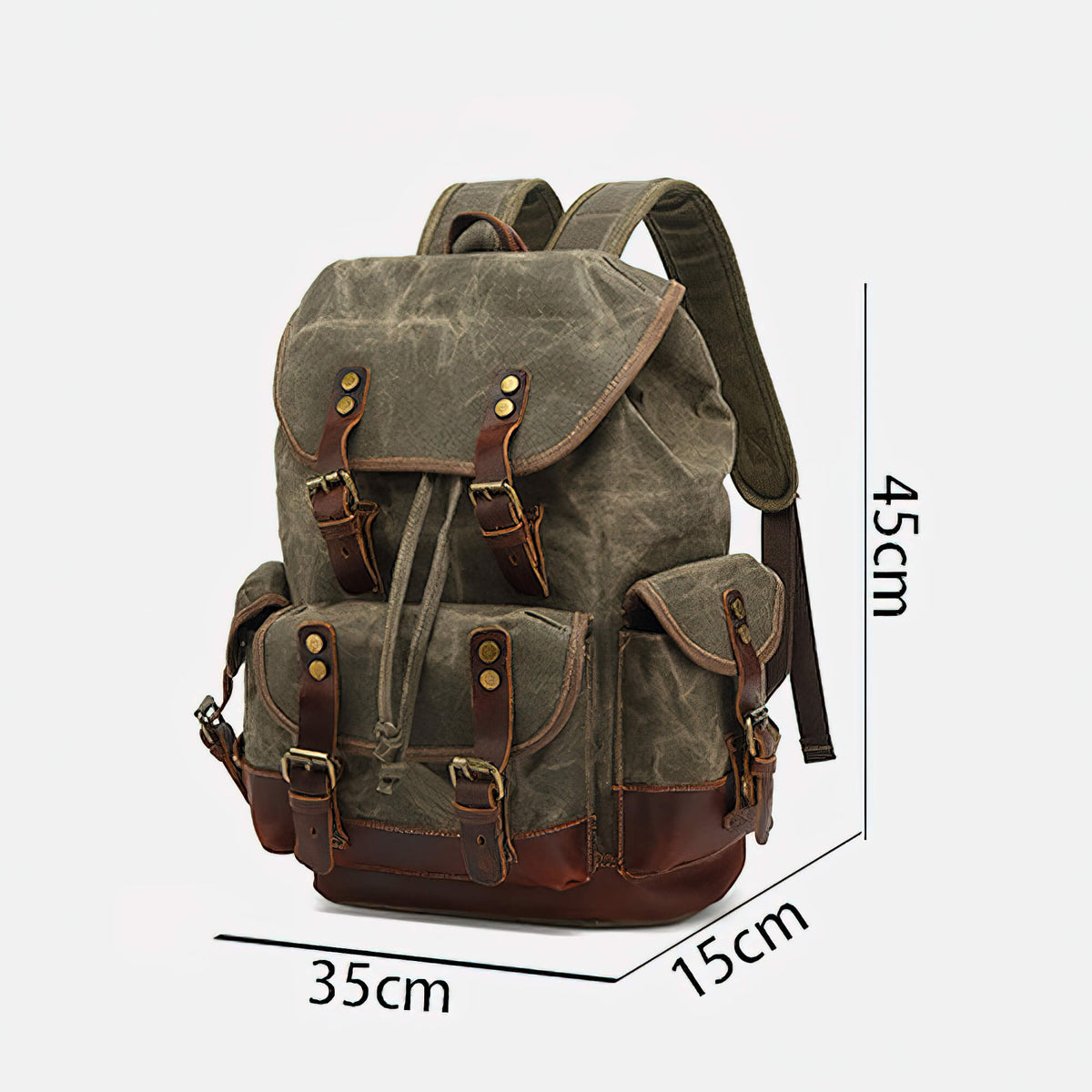 Backpack dimensions: 45 x 35 x 15 cm
