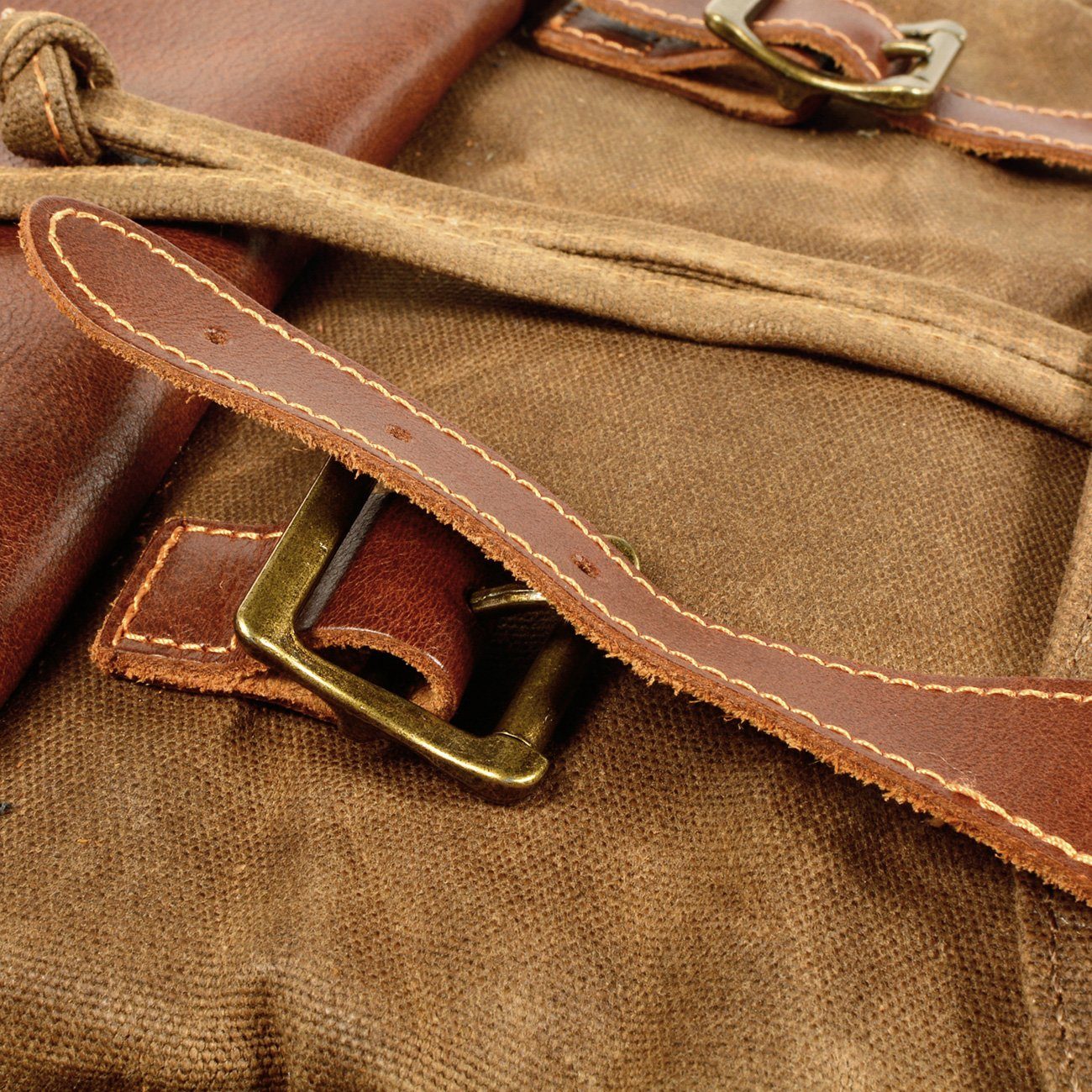 bushcraft leather